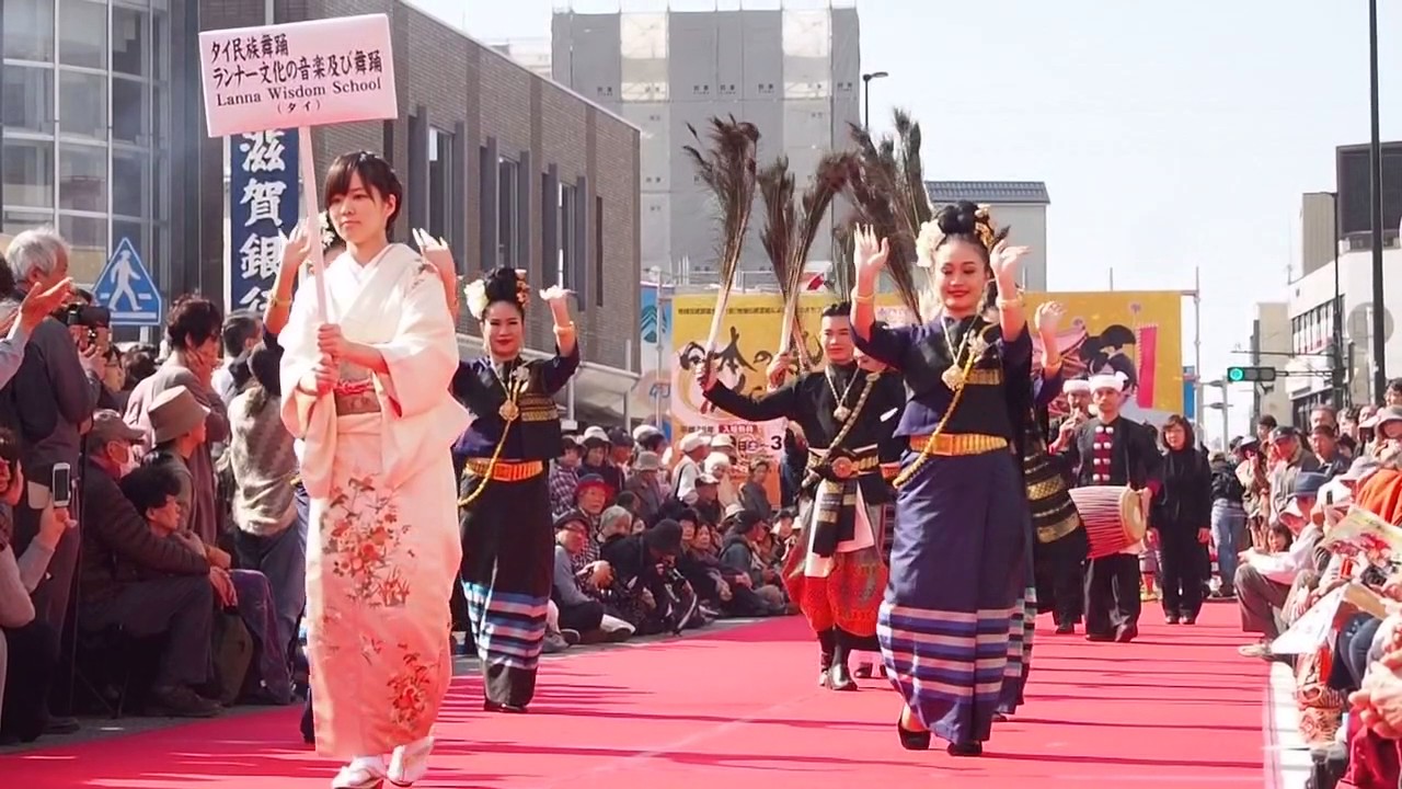 ฟ้อนล้านนาที่ Nagahama Festival of Folk Performing Arts 2016