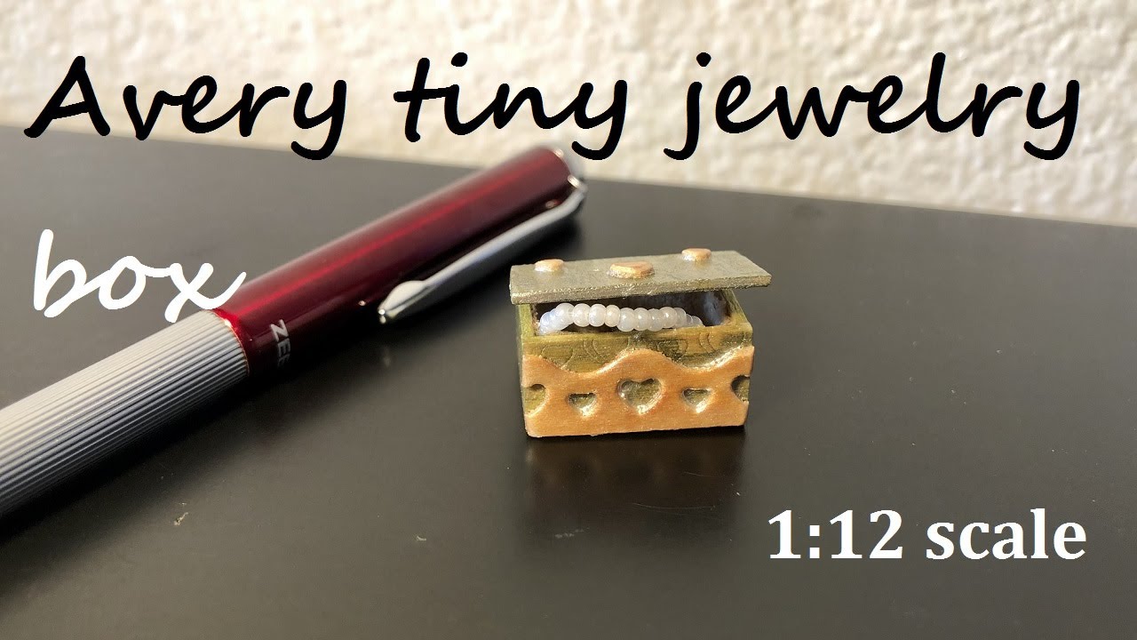 Wooden Jewelry box in miniature for a dollhouse. step by step. 1/12 scale