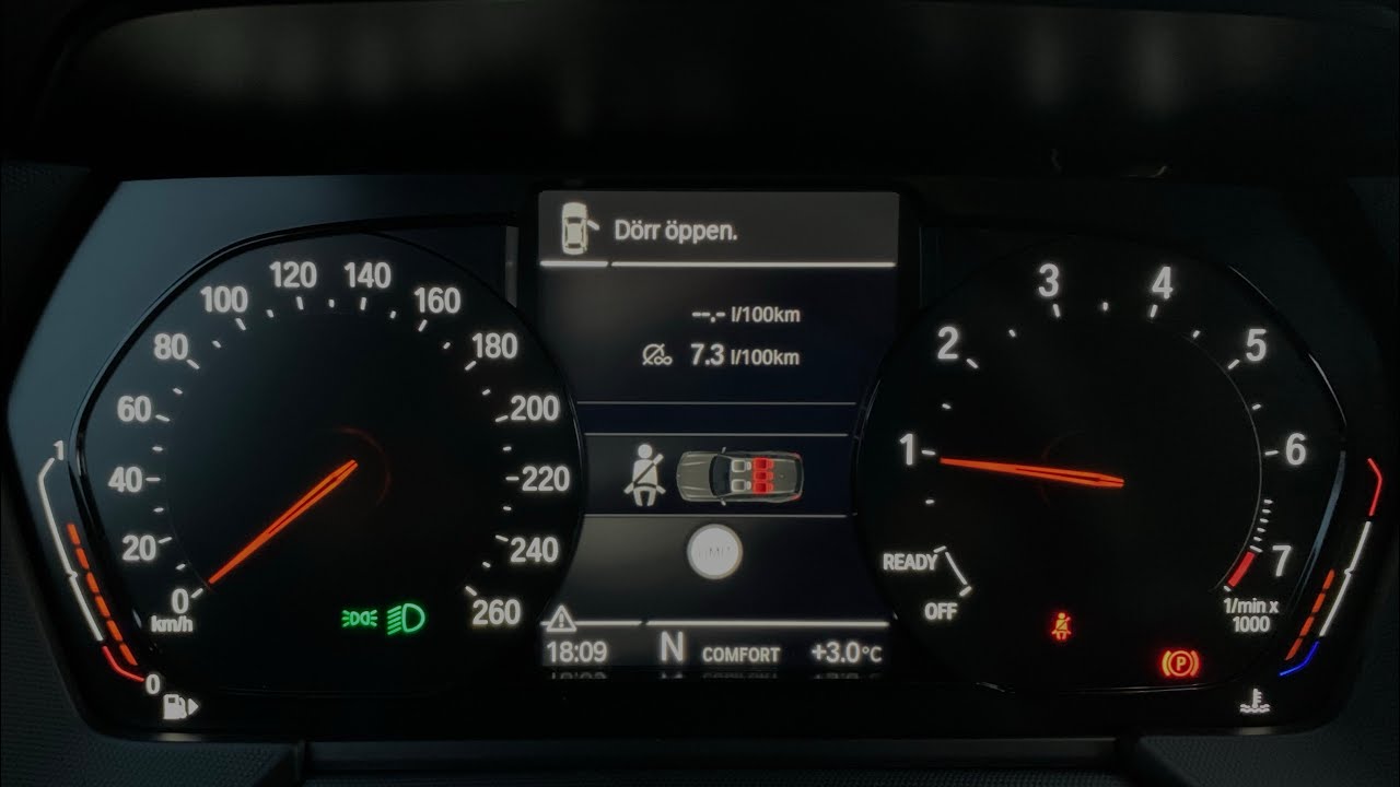 The analog dials that try to be digital, BMW F40 standard cockpit