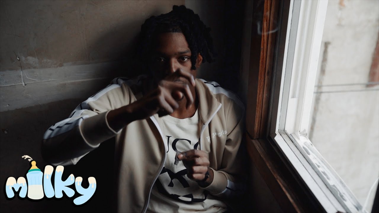 Swagg2100 - Live That Way (Official Music Video) Shot By: @MilkyMadeIt