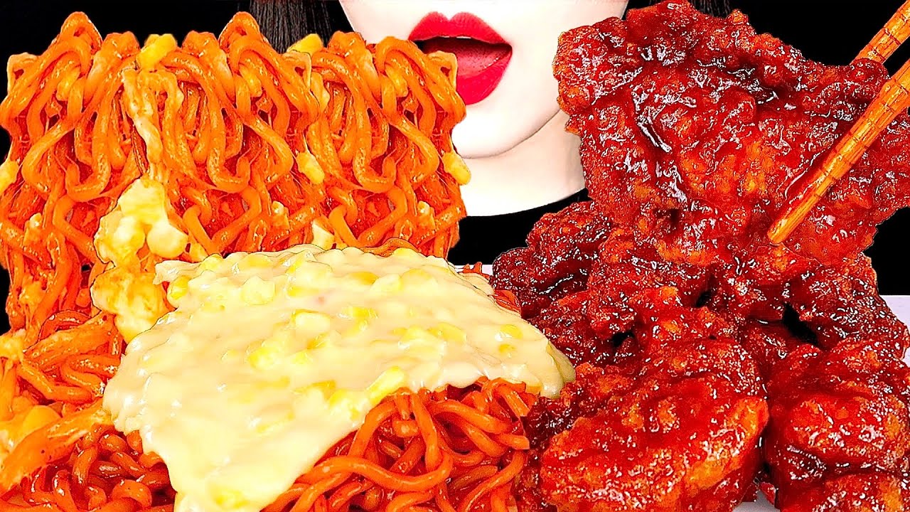 ASMR SPICY CORN CHEESE FIRE NOODLES SPICY FRIED CHICKEN 콘치즈불닭볶음면 닭강정 먹방 MUKBANG 咀嚼音 | ZOEY ASMR