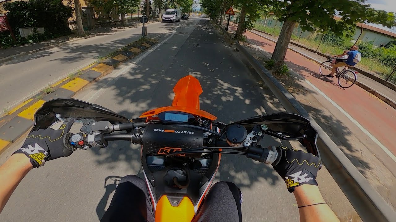 ULTIMO GIORNO Di SCUOLA🤩😎(Bagnato🤬) / Ktm Smr 450