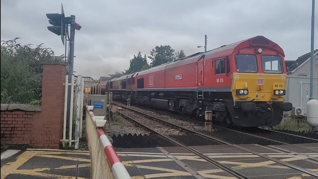 *Broken E2S Alarm* Llanelli West Level Crossing, Carmarthenshire (14/07/2023)