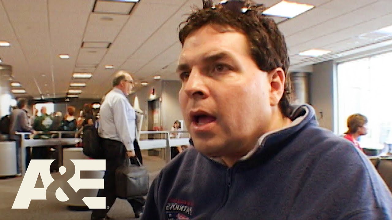 Drunk Passenger Claims He’s Sober Enough to Fly | Airline | A&E