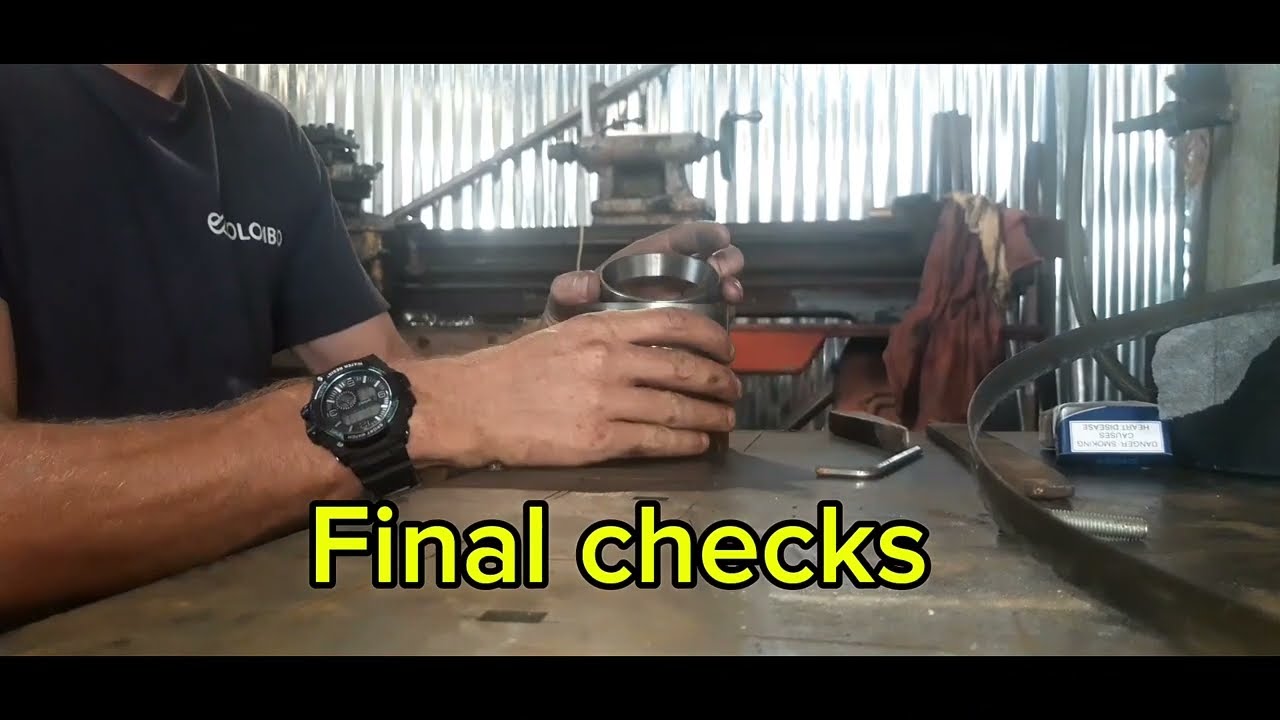 Manufacturing a bearing bush on lathe