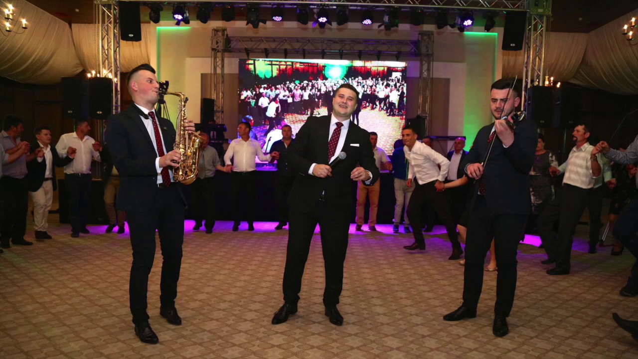 Andrei Heresanu si Formatia Stefan Savoiu - Am o viata si-o traiesc