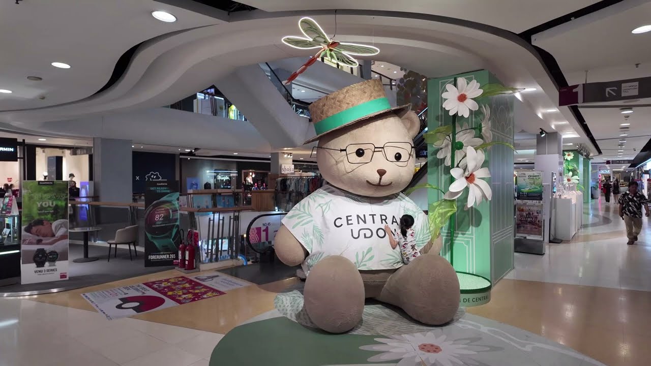 UDON CENTRAL, a popular shopping mall in Udon Thani, Thailand - 4K HDR