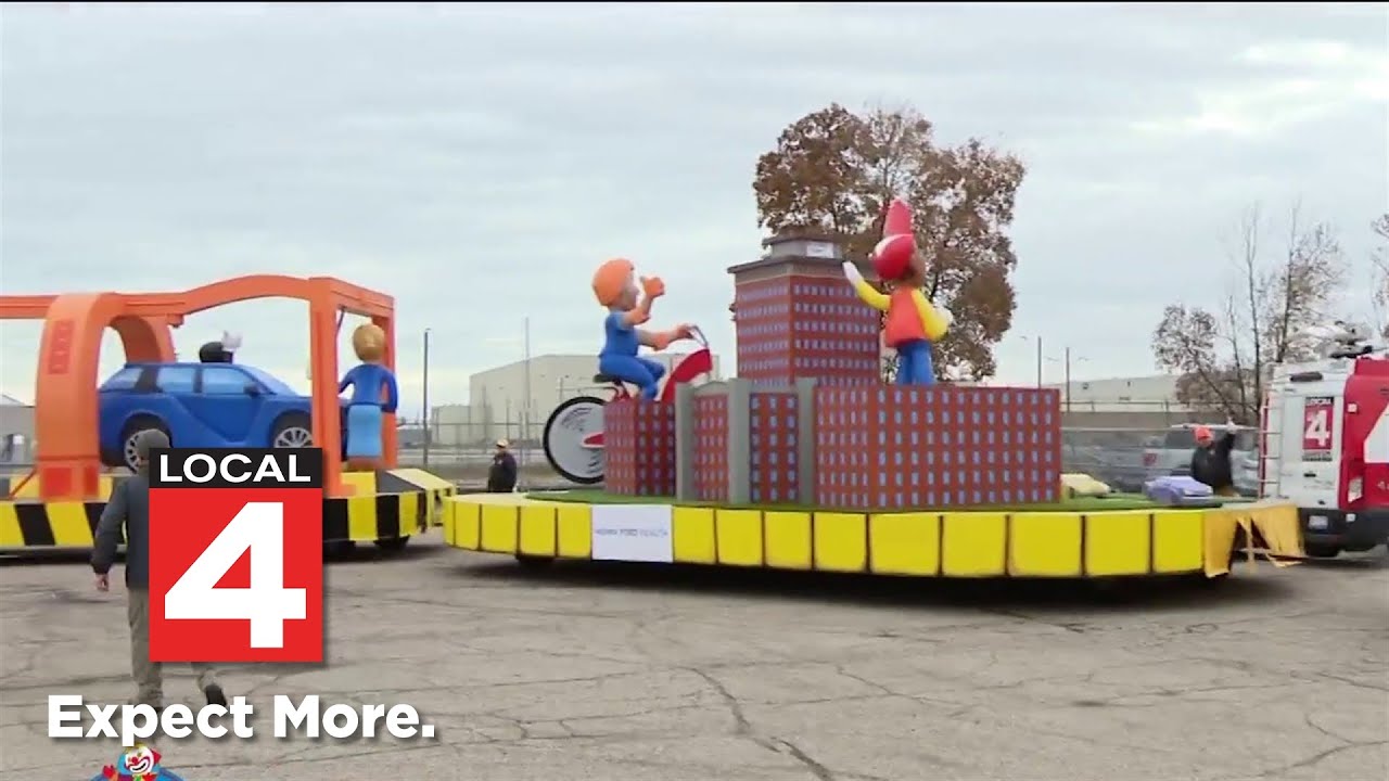 Behind the scenes of Detroit&rsquo;s Thanksgiving parade float preparations