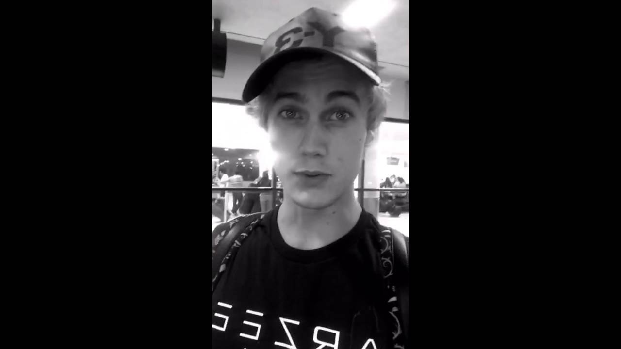 Neels Visser Snapchat Story 11-20 July 2016