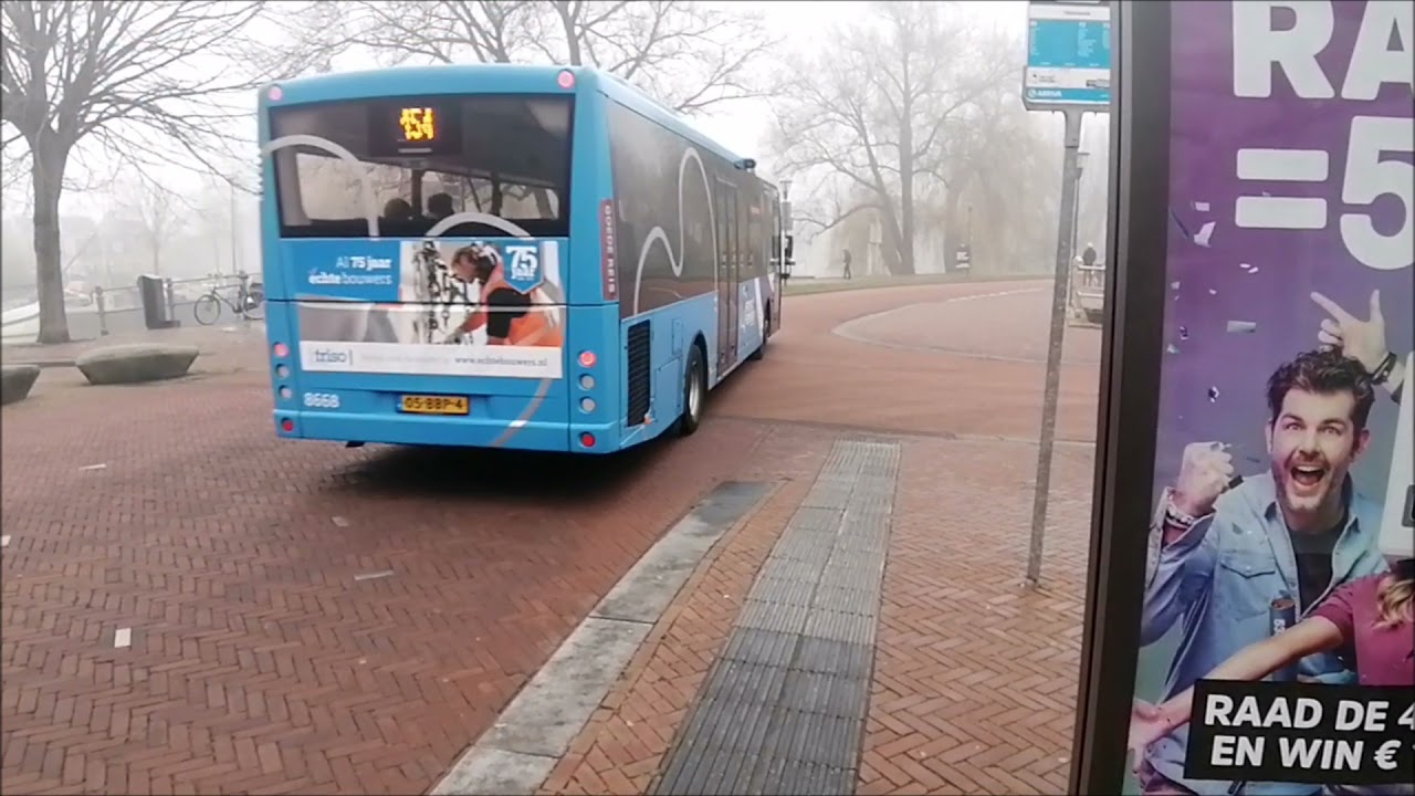 Het bus en trein vervoer in Leeuwarden 03-03-2021