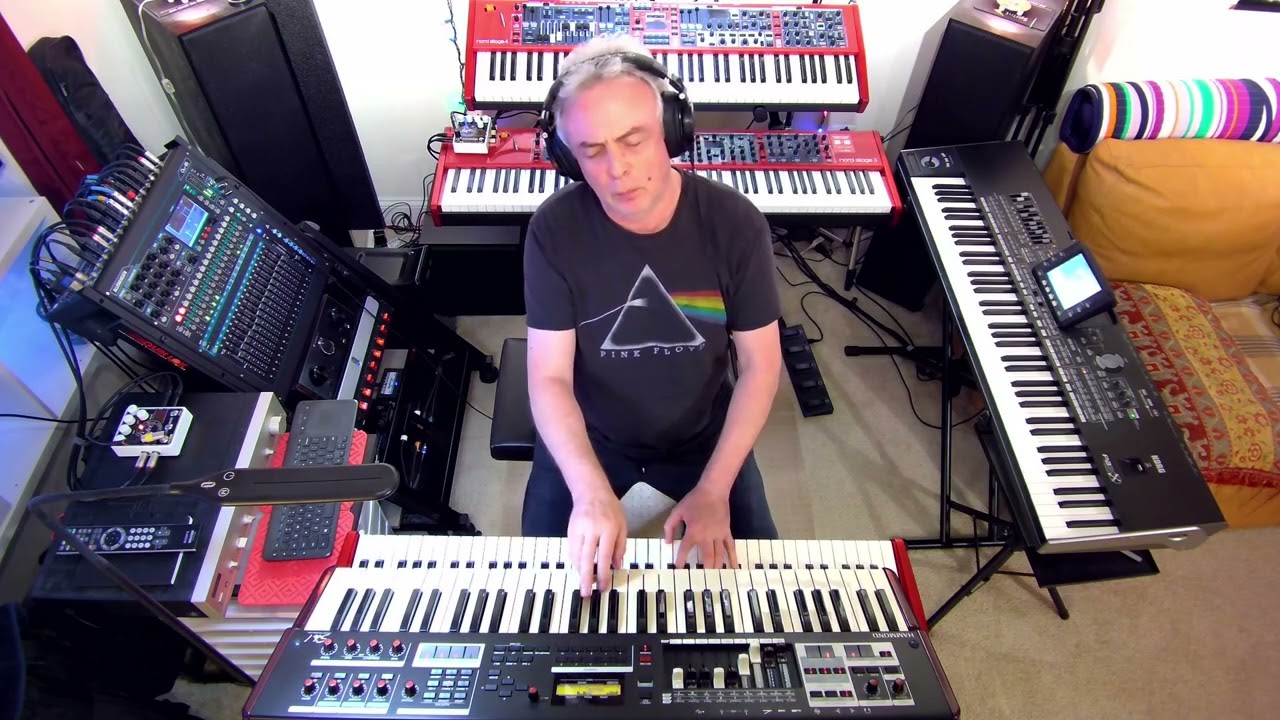 Jazzy Summertime on Hammond SK1 through Lester K rotary pedal
