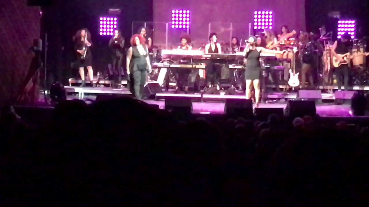 Crissy Collins singing If I Were a Boy