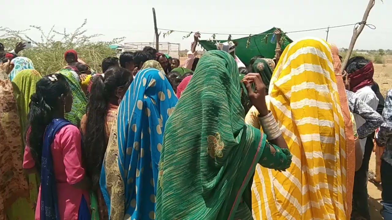 દેશી લગ્ન ની મોજ સસ્ક્રાઇબ કરો