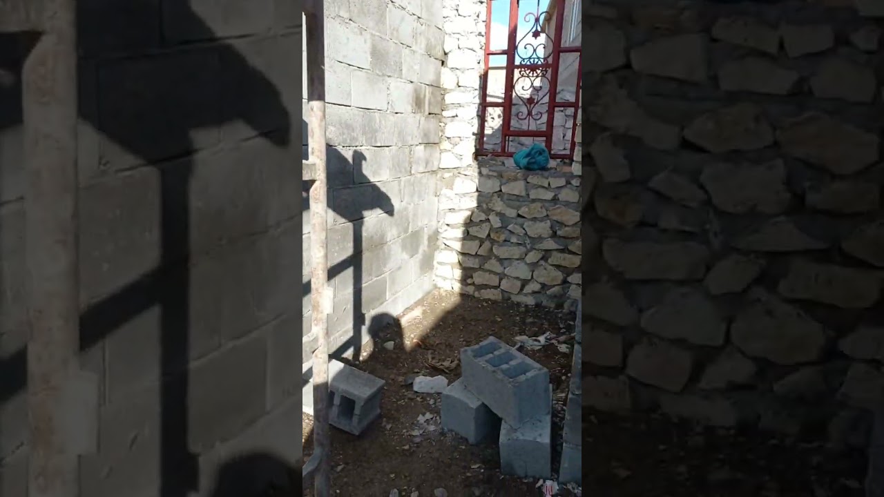 بناء حجر  مساحه  (230 ) م