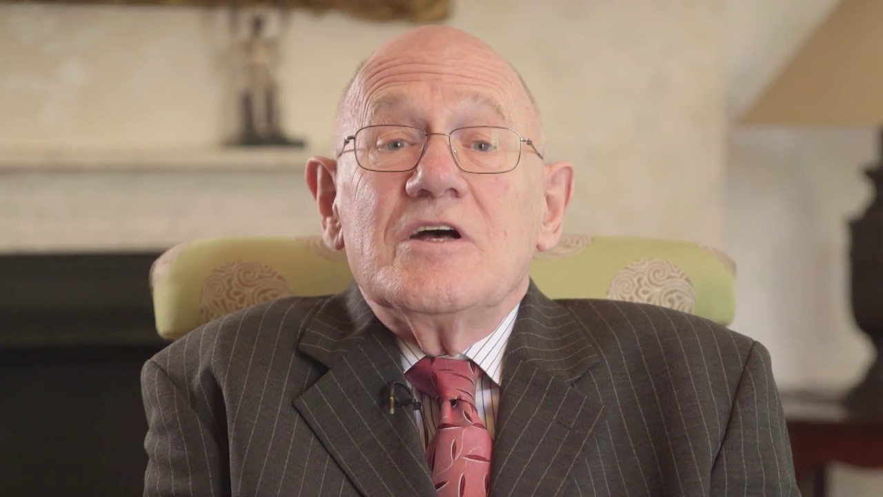 Why can't we say 'I look forward to hear from you'? Michael Swan Practical English Usage