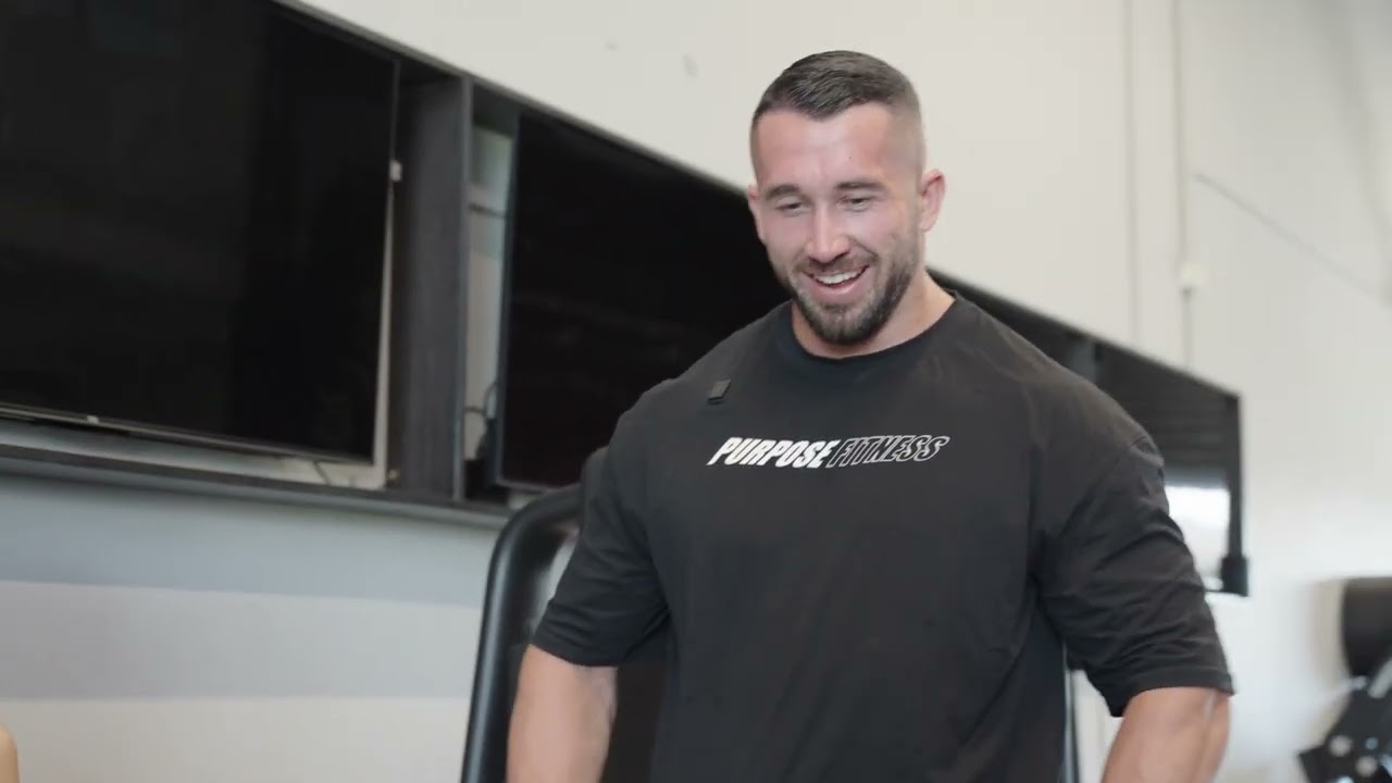FMG Pro Bikini Diva Tayla Hicks Trains Legs at Purpose Fitness