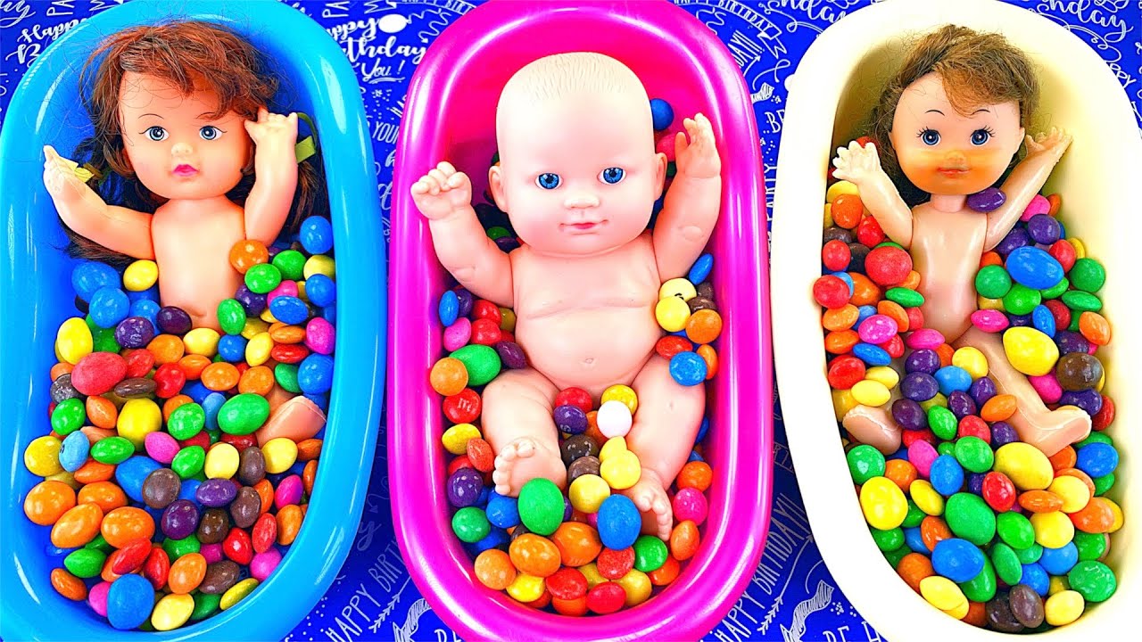 So Relaxing Video | Mixing Candy in BathTub with Grid Balls & Full of Skittles Candy ASMR