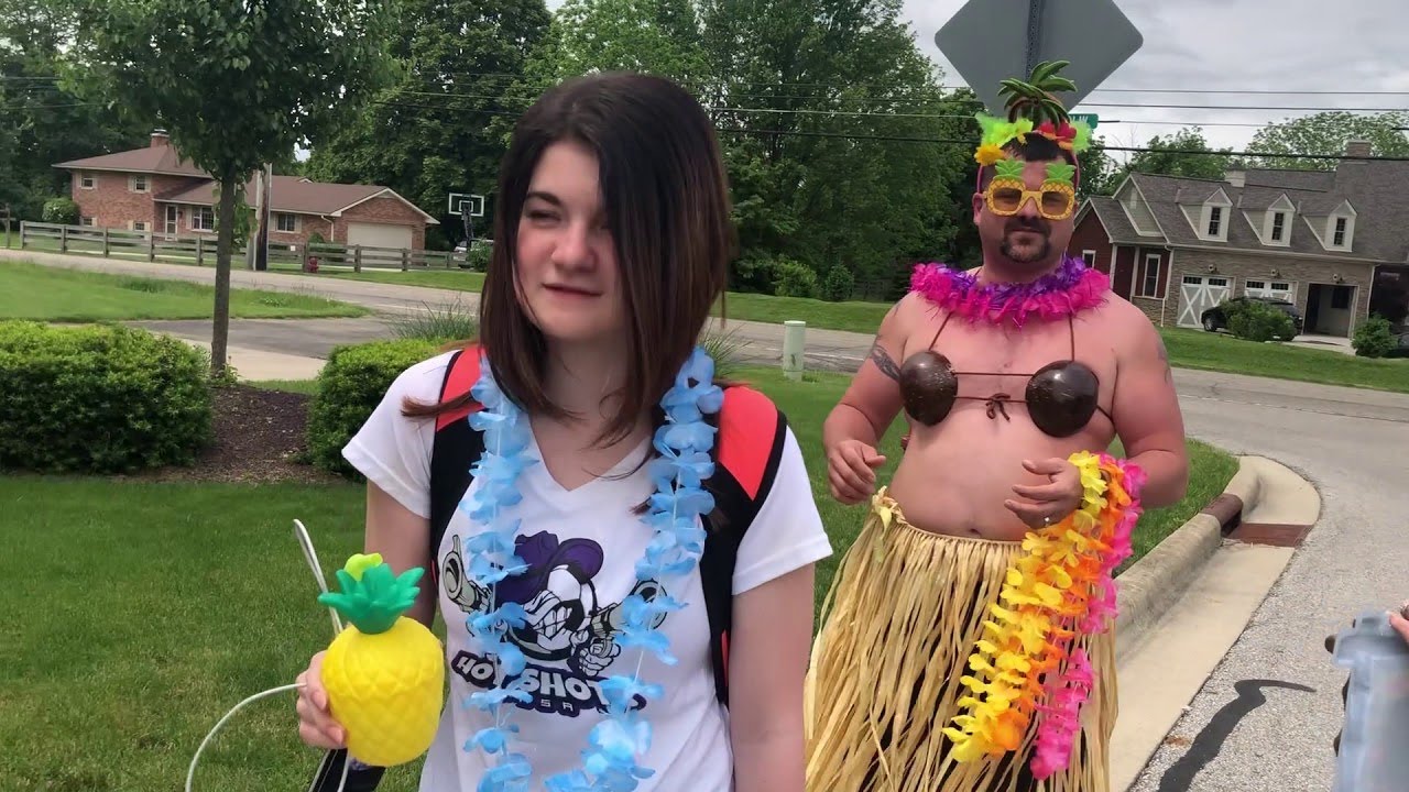 Last Day of School Shenanigans || ViralHog