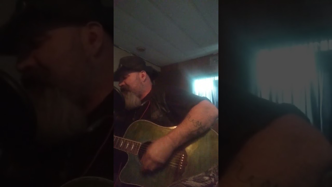 That  old dusty road (verised)