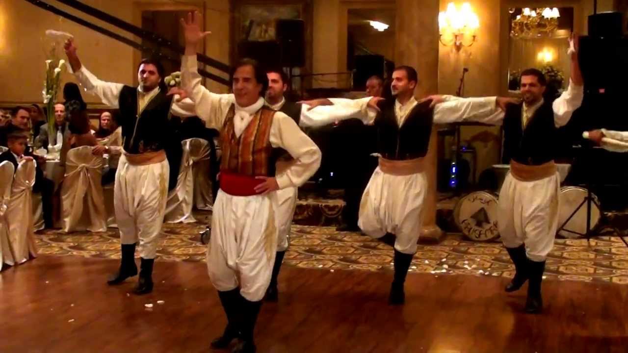 layalina dabke-hal bawadi-assi hellani