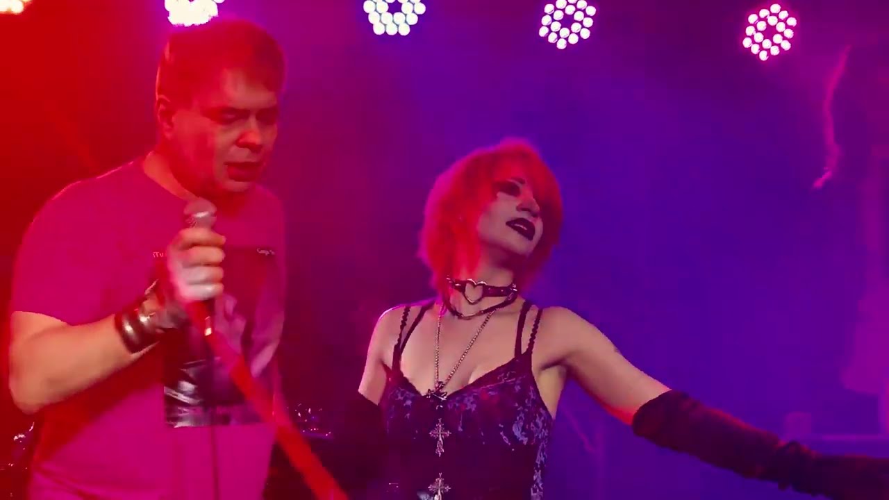Alex Angel - Signal In Space (Live)