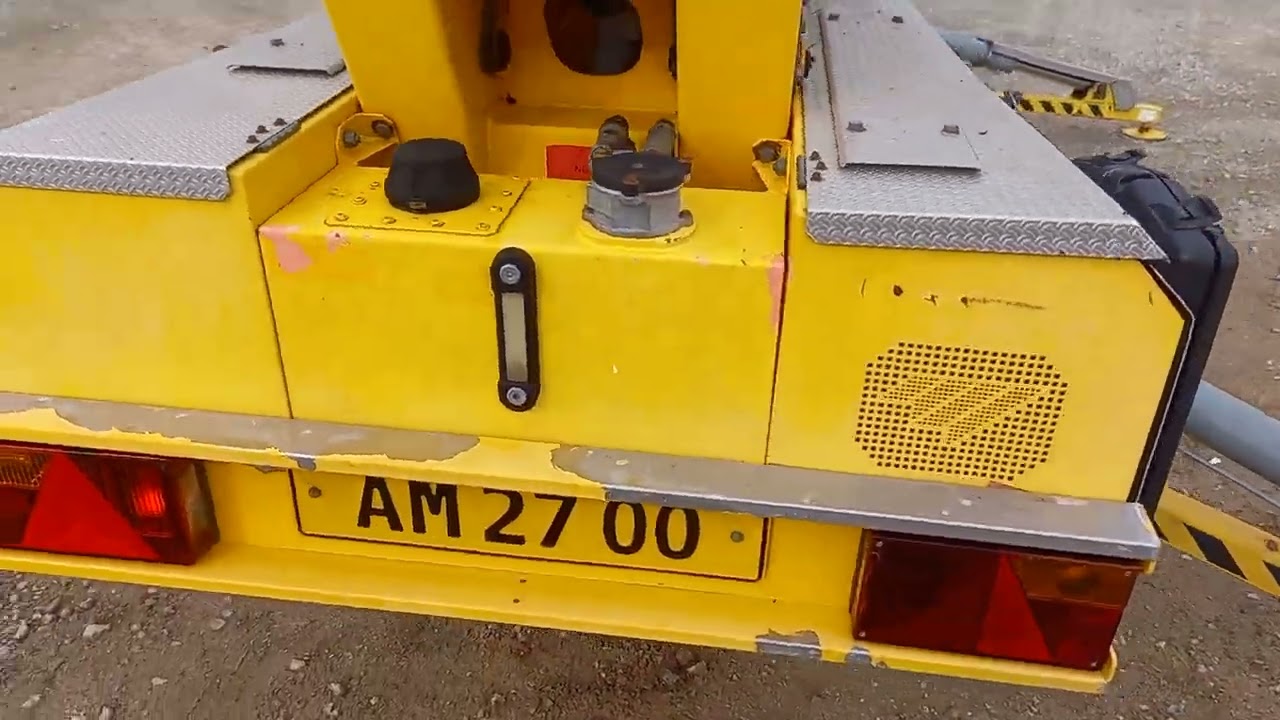 Omme 1550 Trailer lift. ( For sale on www.retrade.dk)