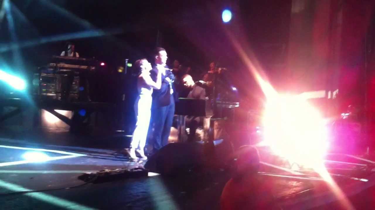 HURTS with Kylie Minogue - Devotion (Live @ London 2011)