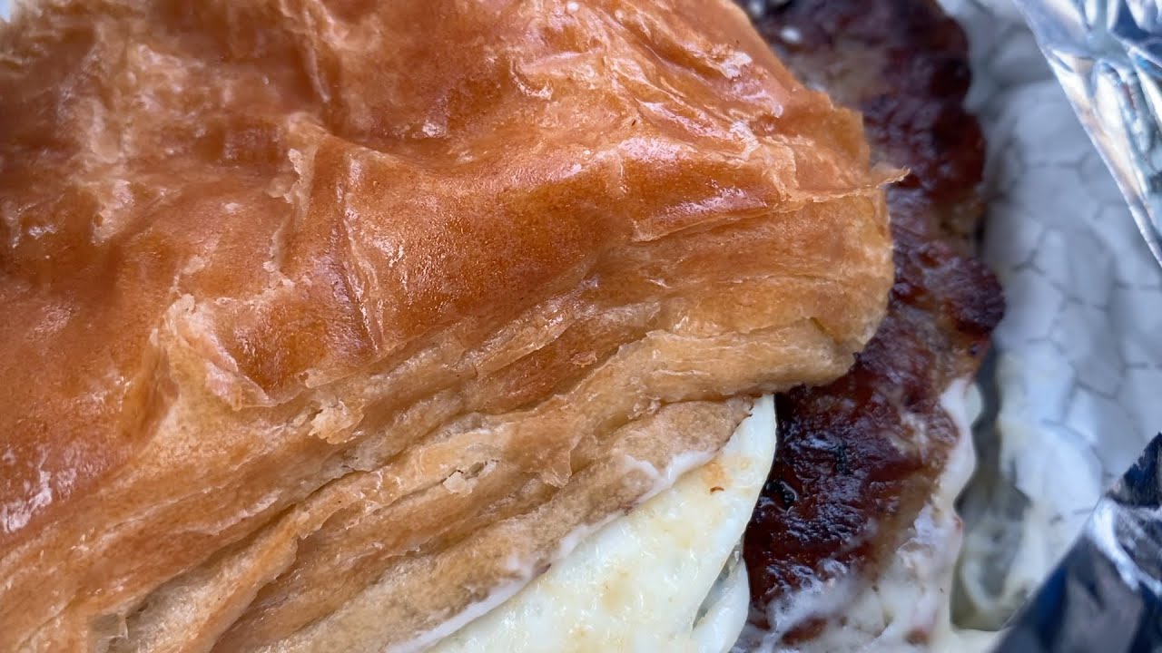 Wendy's NEW Breakfast Menu: Sausage, Egg & Swiss Croissant Review