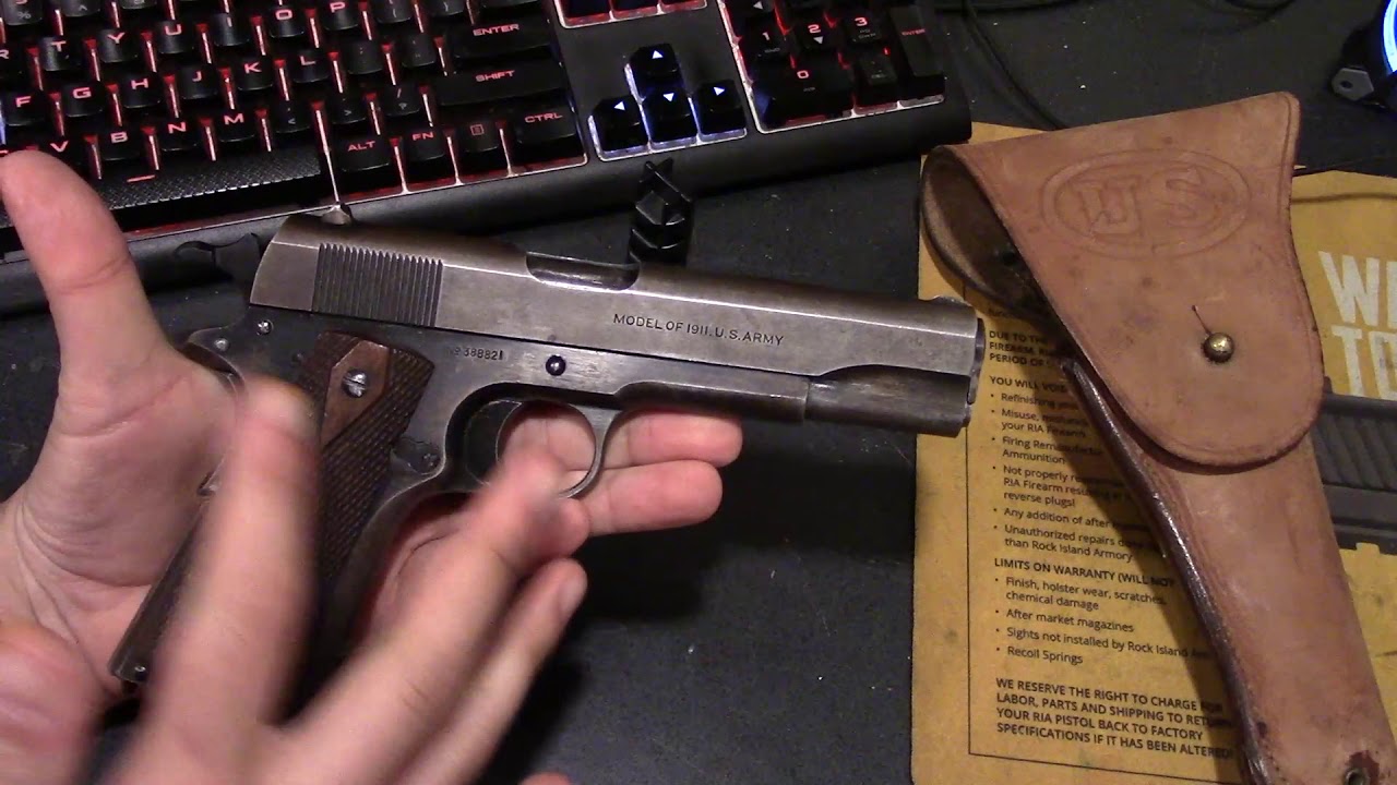 Настольный вид на Colt 1911 времен Первой мировой войны