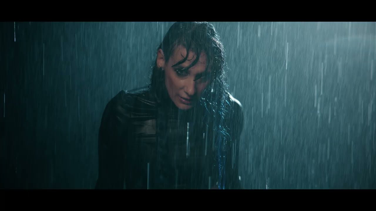 PATT  (Patricia Tapia) - Wake me  up - (Official video)
