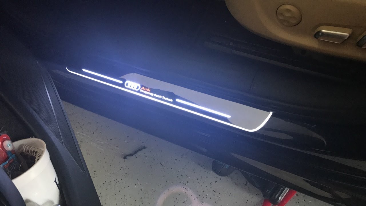 Простая установка: светодиодные фонари на пороги Audi Moving LED для B8.5 A4 (A3 8V, Q5, A6, Q7 и...