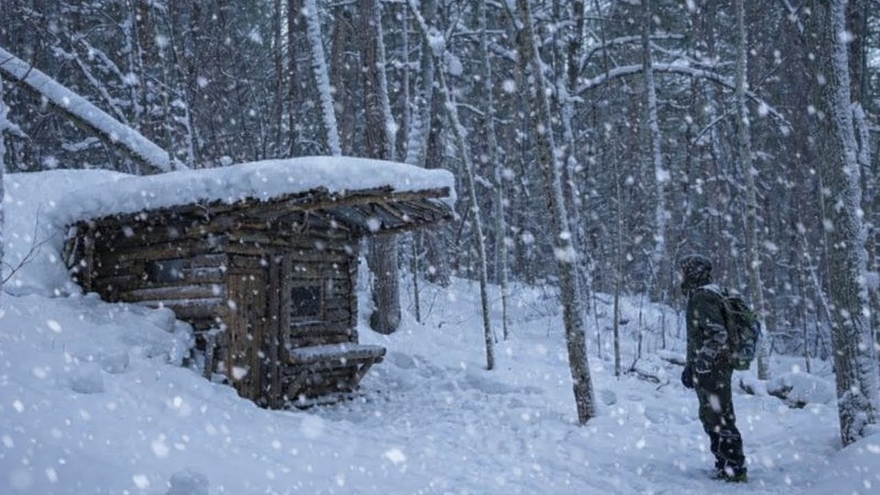 Surviving -69°C Solo Overnight in the Winter Forest a Blizzard in a Primitive Log Shelter
