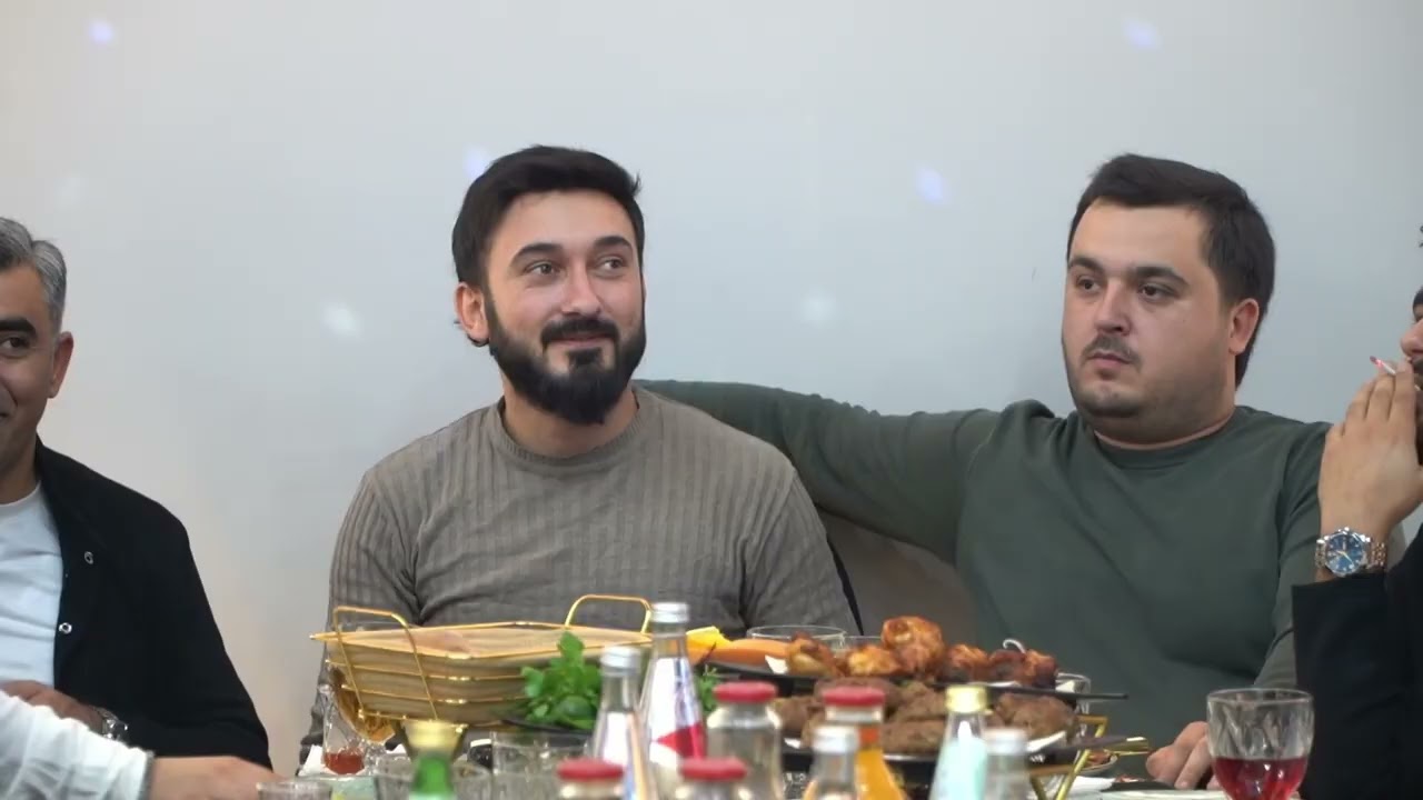 Vüsal Gəncəli (Əliyev) Qismət Sənanoğlunun övladlarının kiçik toyu