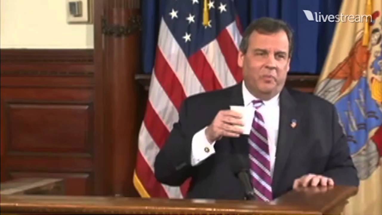 See how Gov. Christie keeps the press 'on topic'
