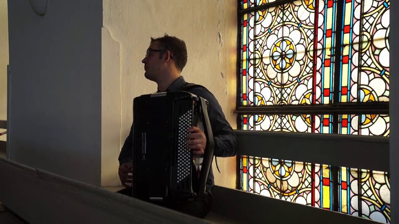 Bourrée aus der englischen Suite No 2 BWV 807 (J. S. Bach)