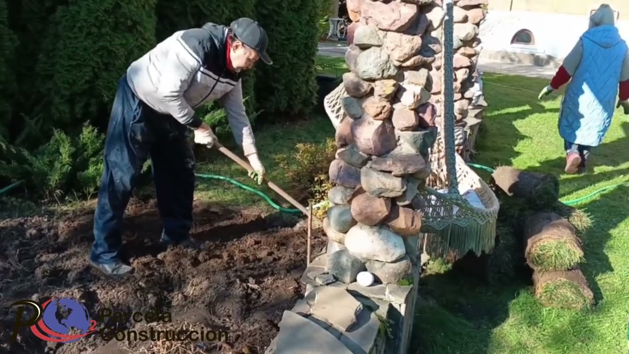 Укладка рулонного газона