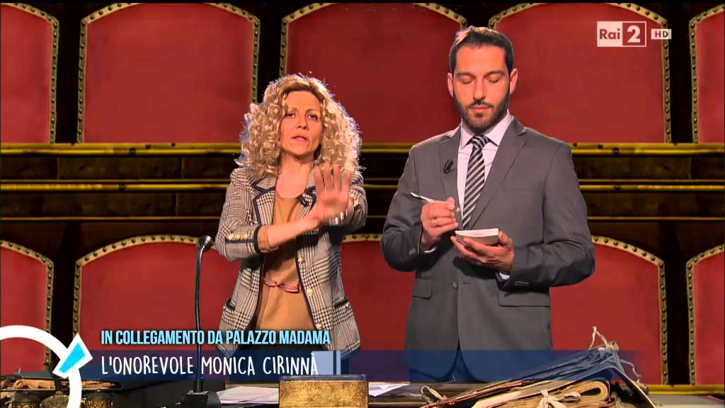 Collegamento con Monica Cirinnà (Lucia Ocone) - Quelli che il calcio 21/02/2016