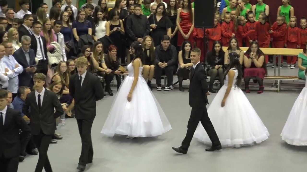 Nyitótánc 2024