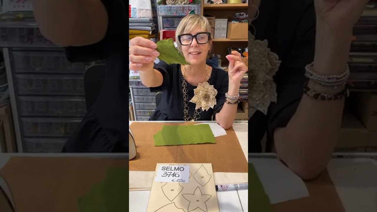 Tutorial delle Fiocchette - Scintistella con tessuto pajettino