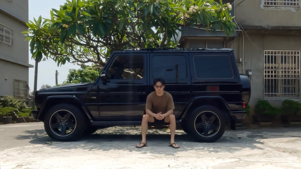 有一句歌詞是這樣的 愛情來得太快就像龍捲風 入手G500