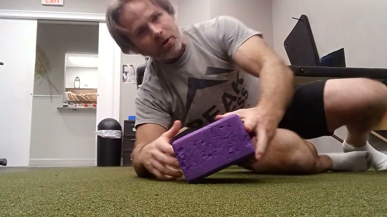 Side lying upper back expansion