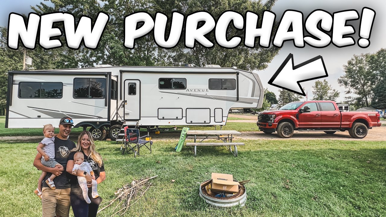 WE BOUGHT A 5TH WHEEL CAMPER! [ALLIANCE AVENUE 37MBR!]