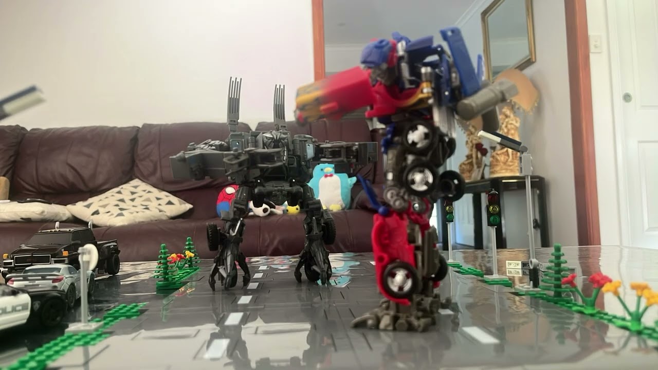 Transformers 2007 optimus vs bonecrusher  stop motion
