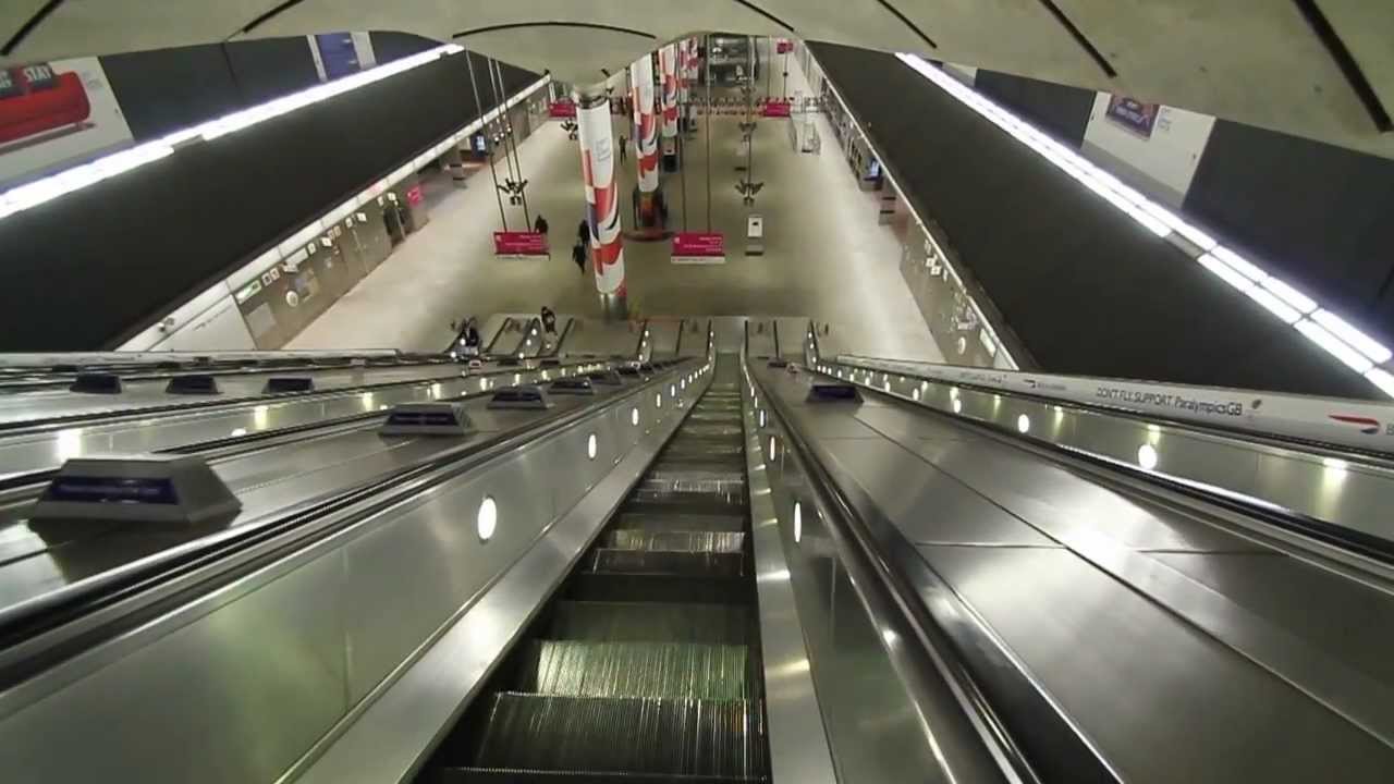 Canary Wharf Tube Station At Night