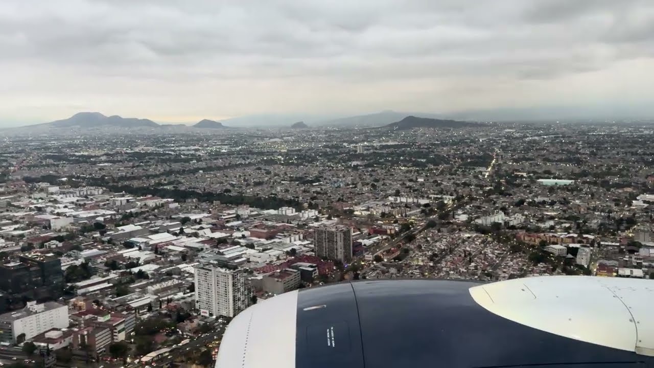 AEROMÉXICO 501 landing México City Boeing 737 MAX9