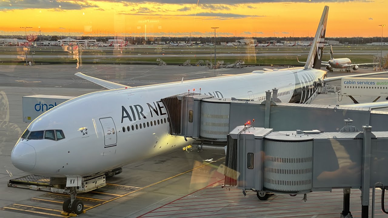 Air New Zealand Boeing 777-300ER Return Perth to Auckland Episode 7: Nighttime Take Off