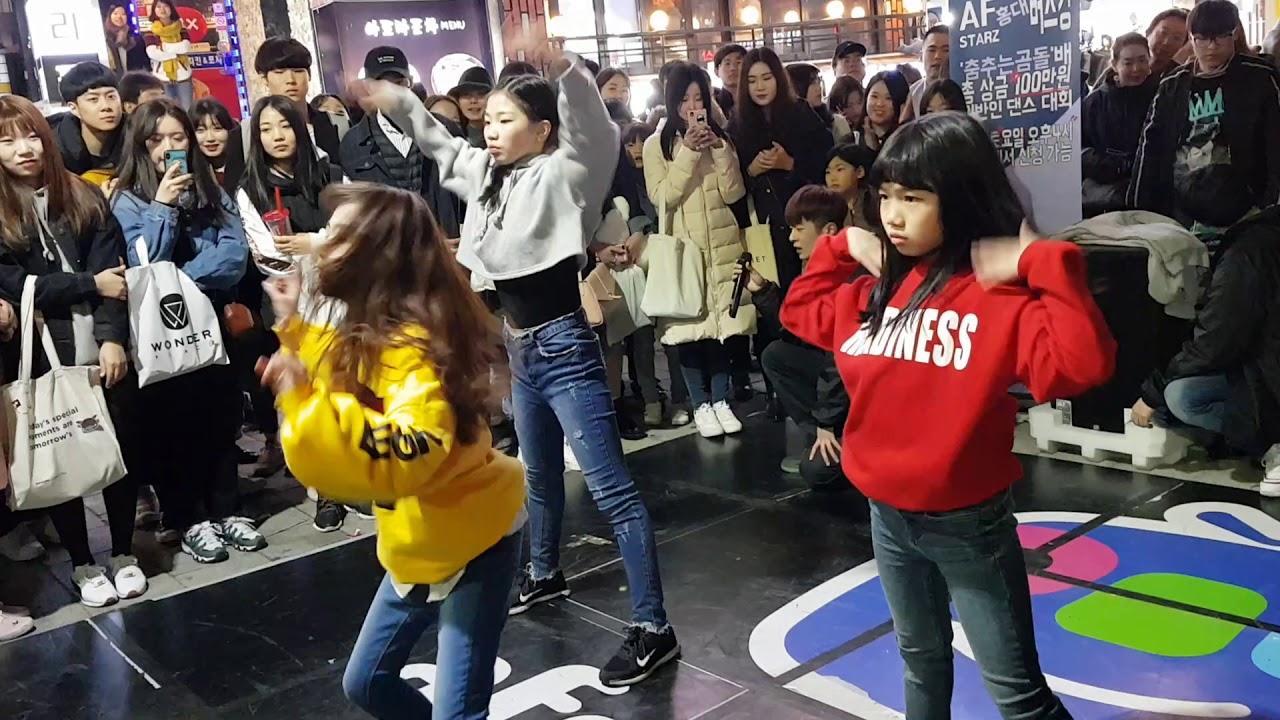 180317 셀럽파이브 - 춤추는 곰돌 홍대 버스킹 직캠ㅣCeleb Five - AF STARZ Hong-dae busking fancam