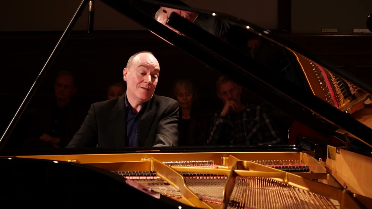 Schubert Sonata in B flat major D960 | Leon McCawley piano