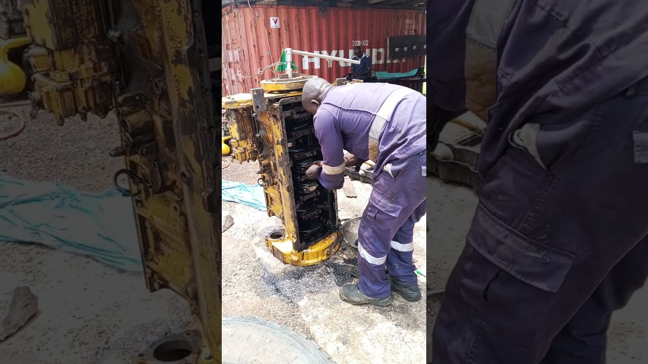 Connecting rod tighten..... @MechanicalEngineeringVai 