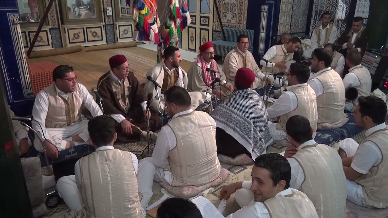 عساوية الشيخ هيثم المجيدي و محمد لحمرالله يرحمو دار الشباب بني خيار